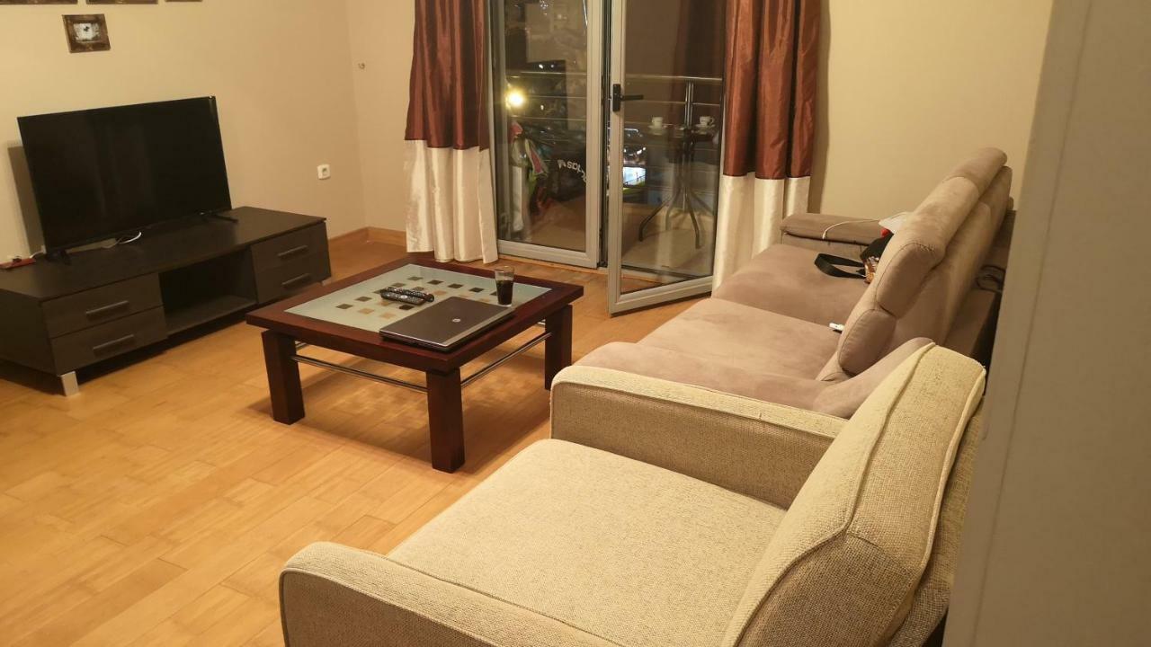 M Apartment *