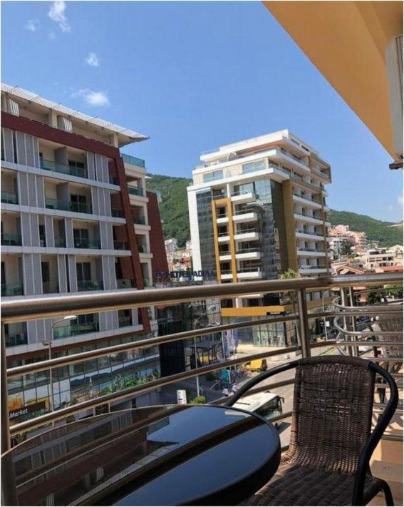 Apartment M