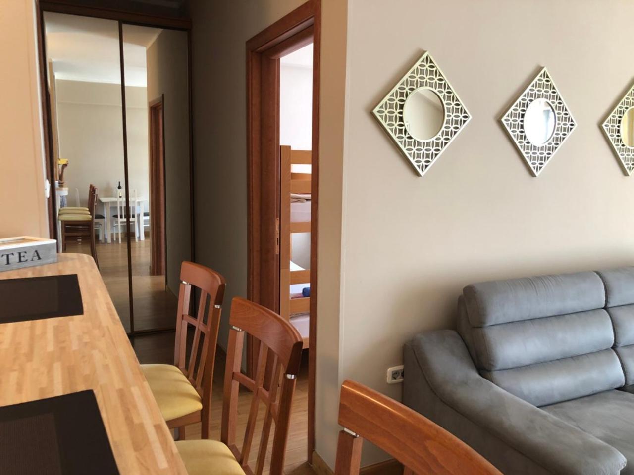 Apartment M *
