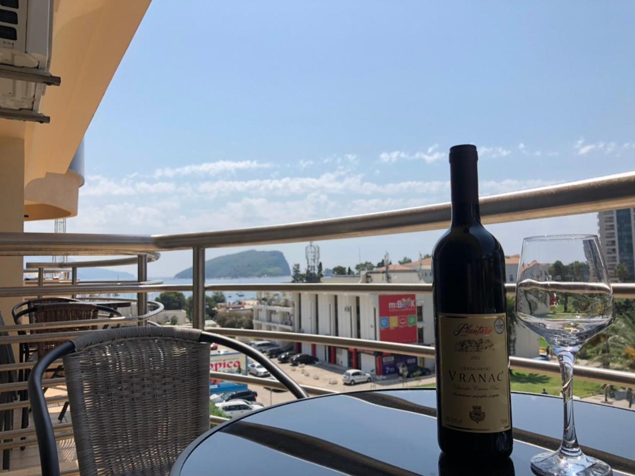 M Apartment Budva