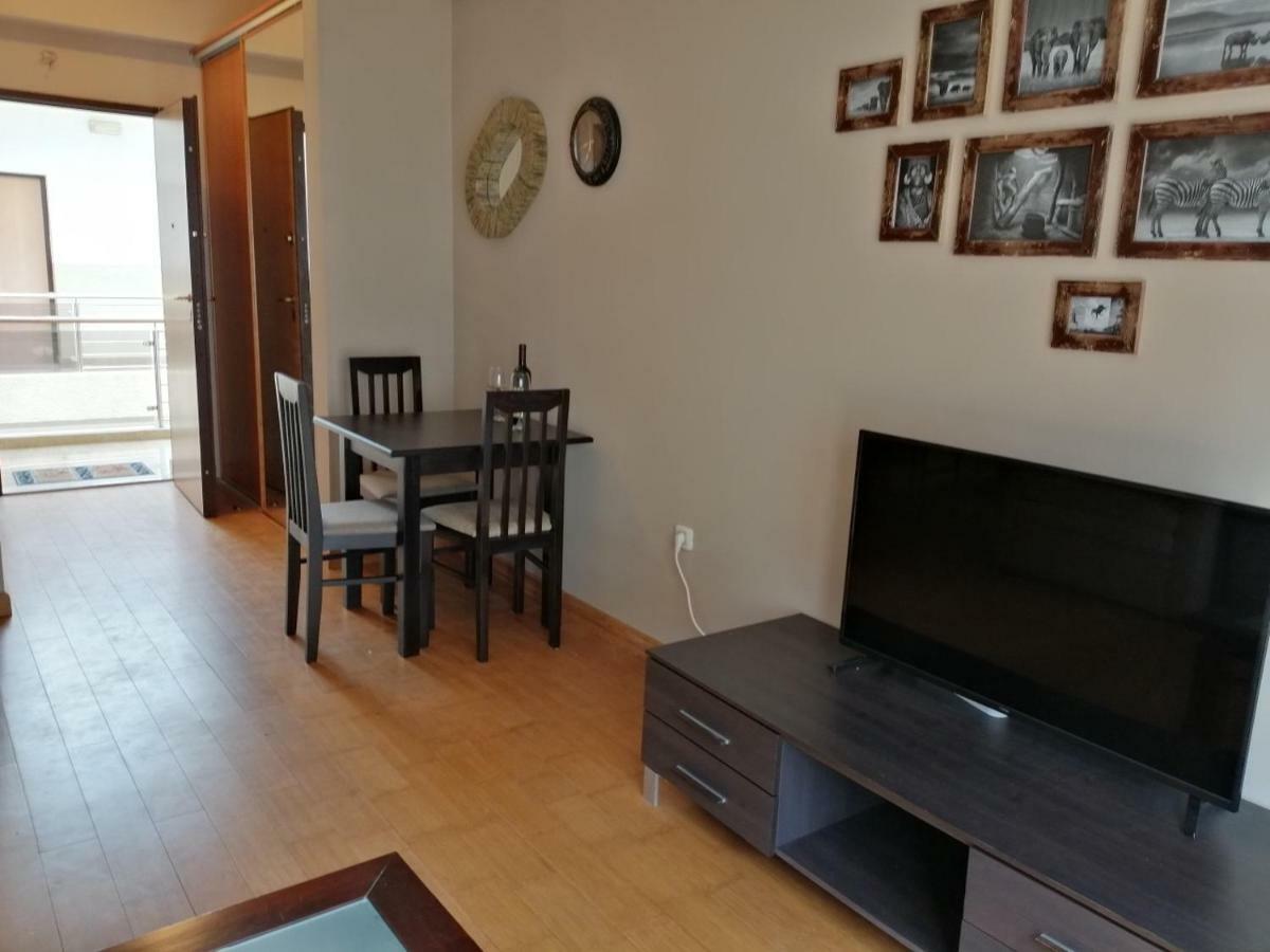 Apartment M